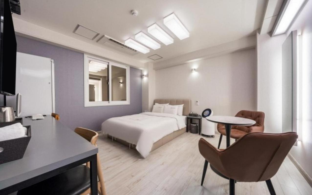 Ballantine Business Hotel Gwangju Metropolitan City Exterior foto